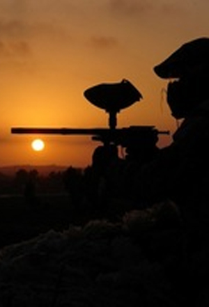 Нічний пейнтбол лазертаг