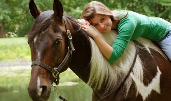 Катання на конях.  Клуб Вестерн.